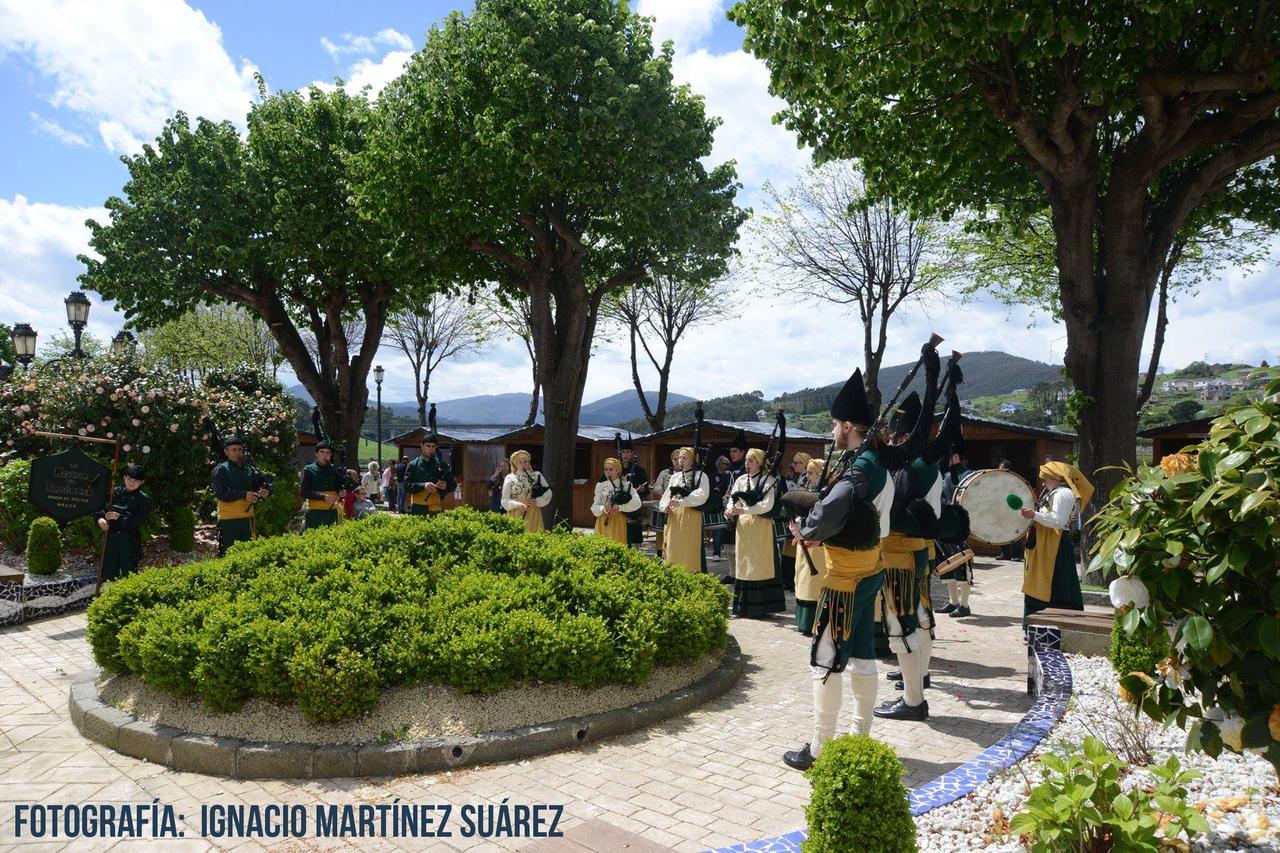 Las Casonas De Avellaneda Navia Extérieur photo